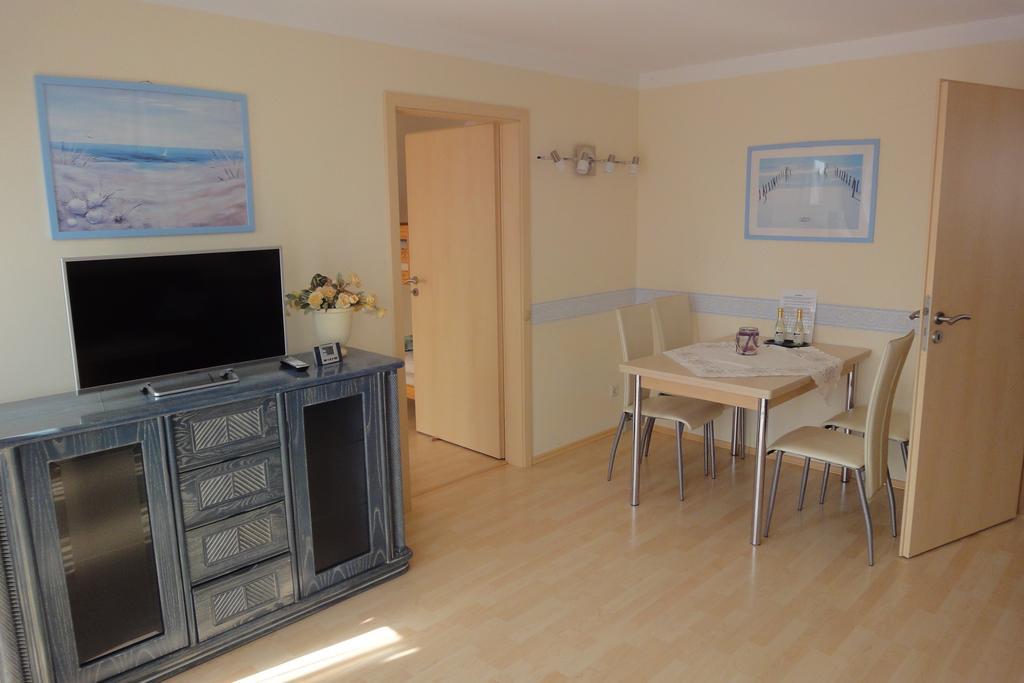 Appartement Fritzis Haus à Dierhagen Extérieur photo